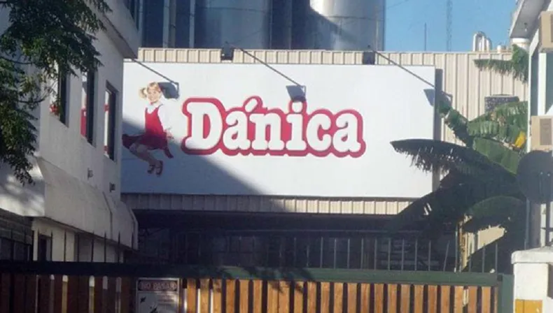 Dánica cerró su planta en Llavallol por el desplome del consumo y despidió a 150 trabajadores Dánica cerró su planta en Llavallol por el desplome del consumo y despidió a 150 trabajadores
